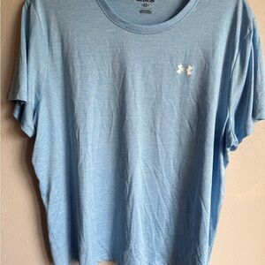 Men’s 2XL Light Blue Loose Fit Under Armour Active Wear Lightweight Shirt